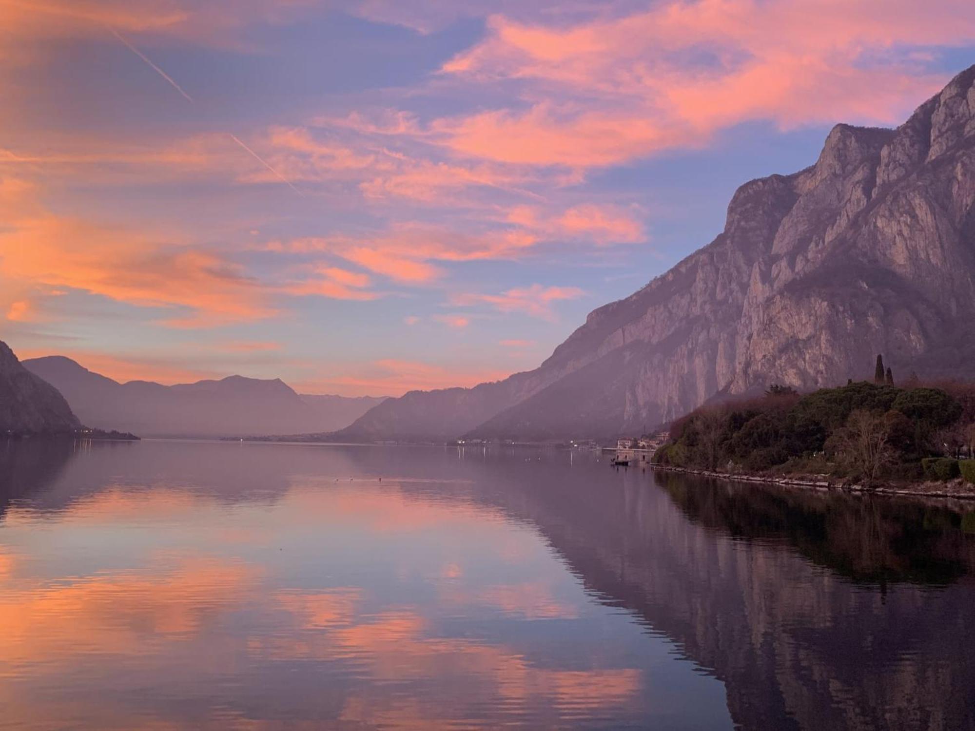 Big Romantic Lake View & Terrace Apartment Lecco Luaran gambar