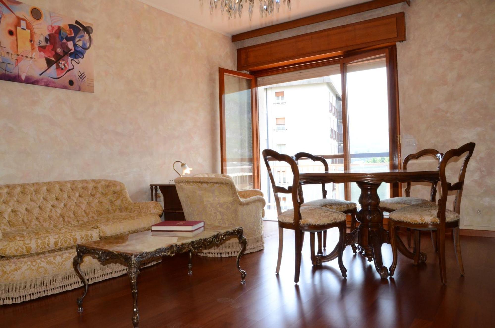 Big Romantic Lake View & Terrace Apartment Lecco Luaran gambar